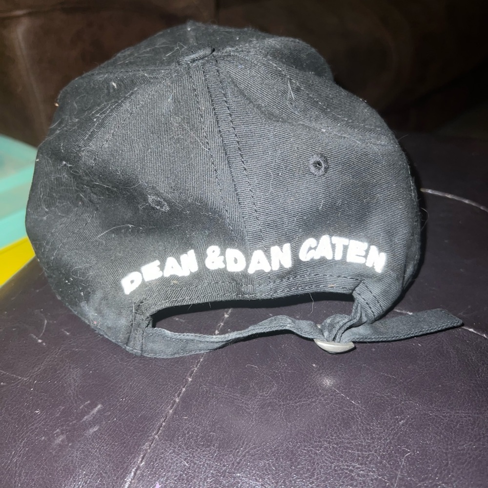 Dsquared2 - Picture 2 of 2